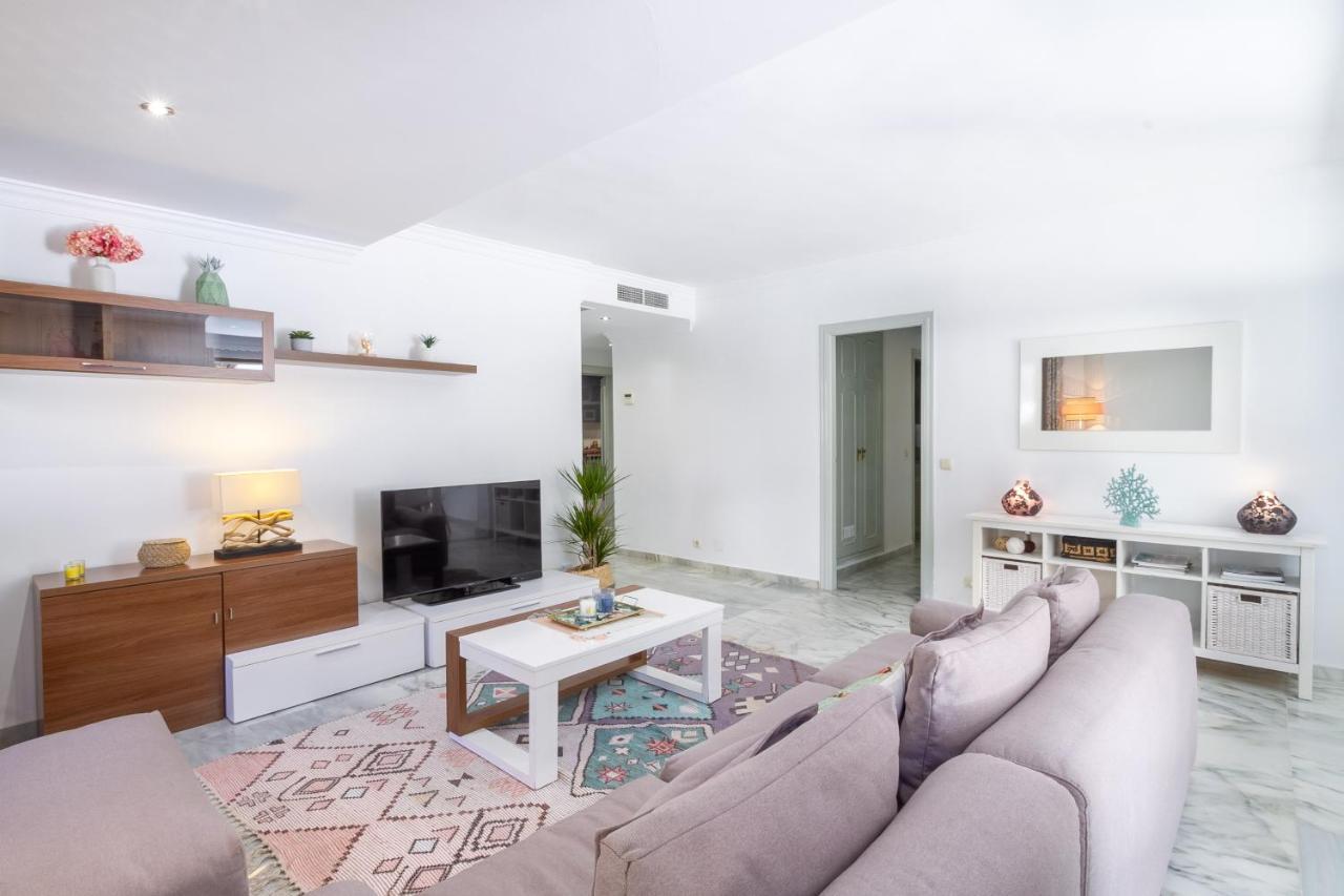 Marbella Banus Suites - Golden Beach Marbella Suite Eksteriør bilde